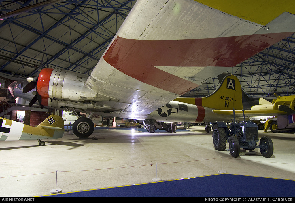 Aircraft Photo of 44-83868 / 483868 | Boeing B-17G Flying Fortress | USA - Air Force | AirHistory.net #64583