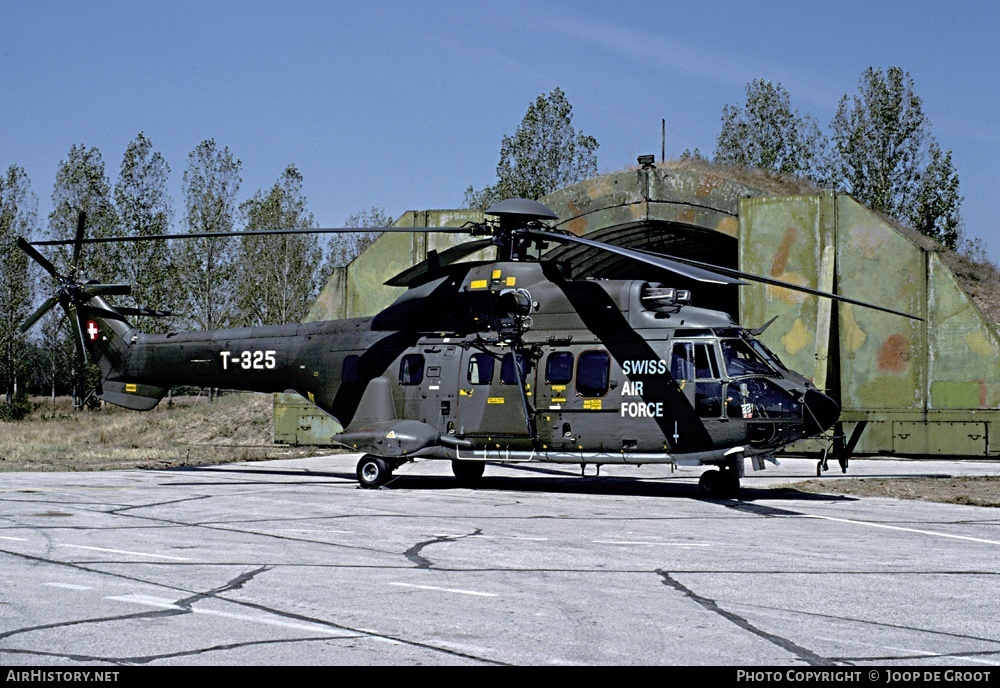 Aircraft Photo of T-325 | Aerospatiale TH89 Super Puma (AS-332M1) | Switzerland - Air Force | AirHistory.net #64608