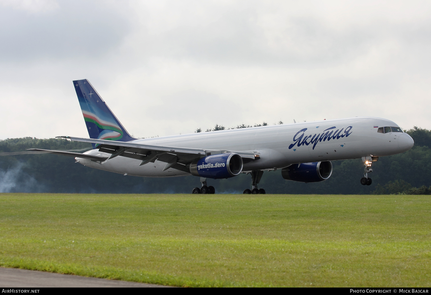 Aircraft Photo of VQ-BOX | Boeing 757-23APF | Yakutia Airlines Cargo | AirHistory.net #64663