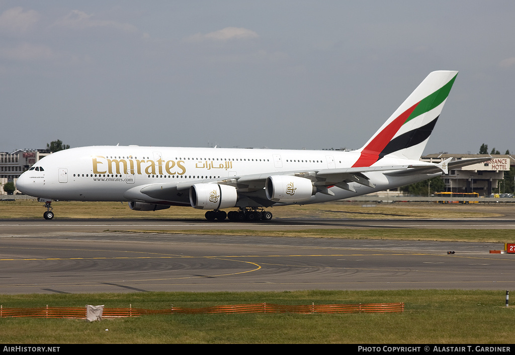 Aircraft Photo of A6-EDG | Airbus A380-861 | Emirates | AirHistory.net #64729