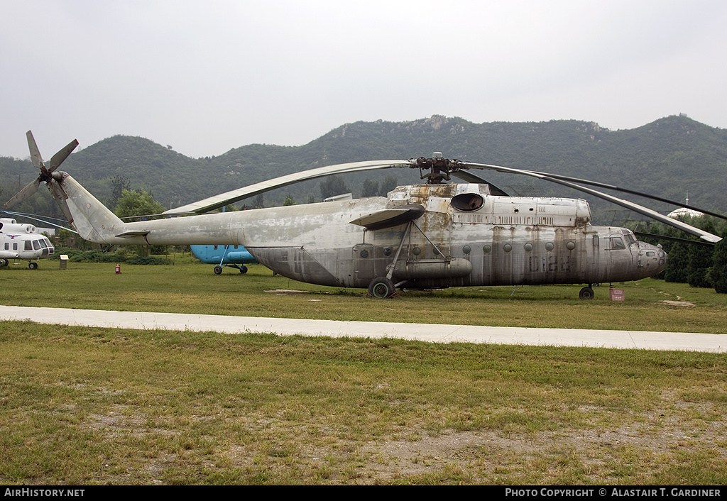 Aircraft Photo of 0122 | Mil Mi-6 | China - Air Force | AirHistory.net #64741