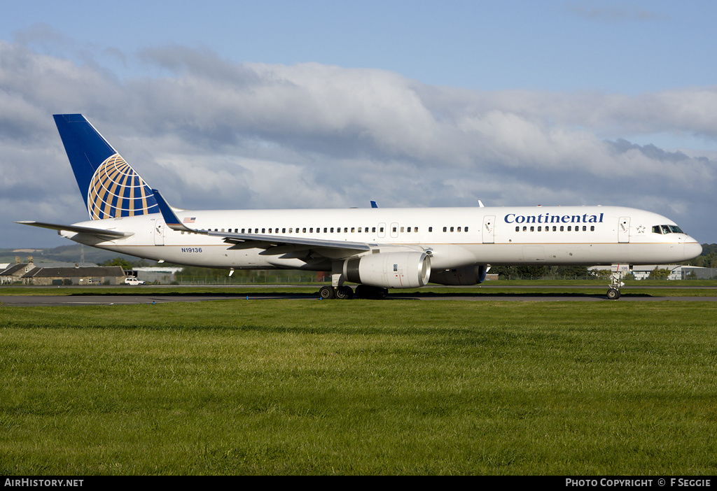 Aircraft Photo of N19136 | Boeing 757-224 | Continental Airlines | AirHistory.net #64743