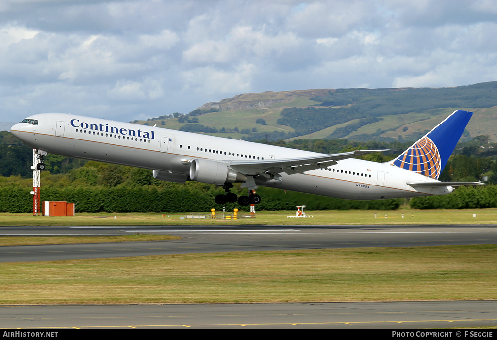 Aircraft Photo of N76054 | Boeing 767-424/ER | Continental Airlines | AirHistory.net #64760