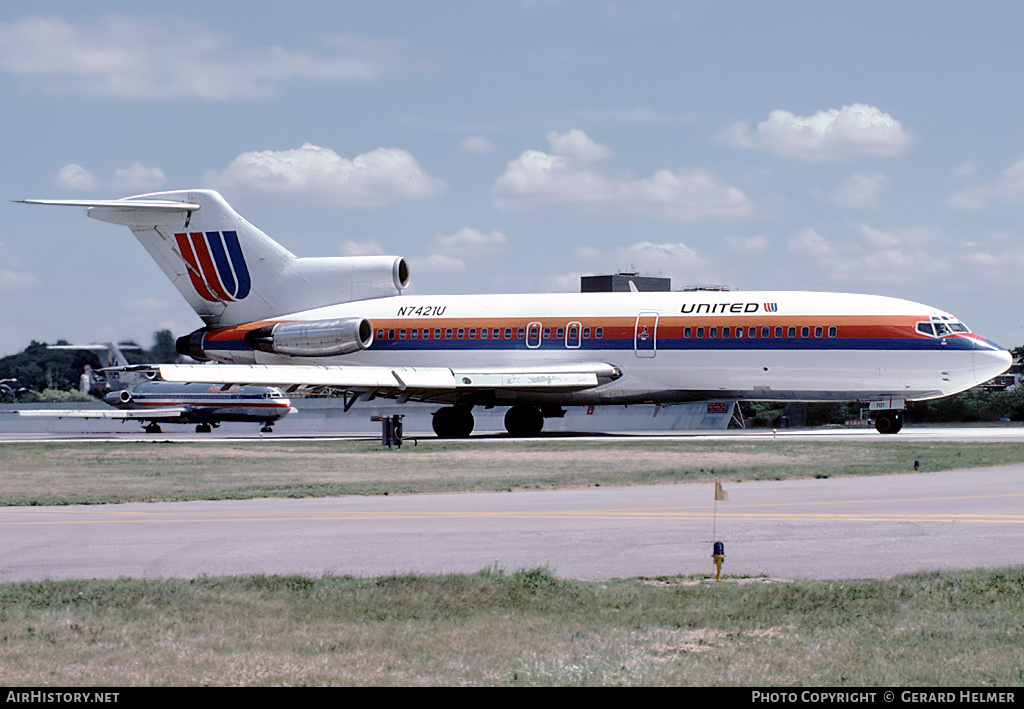 Aircraft Photo of N7421U | Boeing 727-22C | United Airlines | AirHistory.net #64801