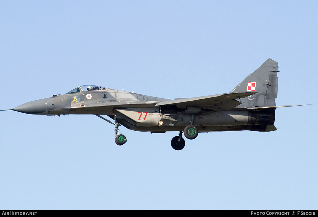 Aircraft Photo of 77 | Mikoyan-Gurevich MiG-29A (9-12A) | Poland - Air Force | AirHistory.net #64828