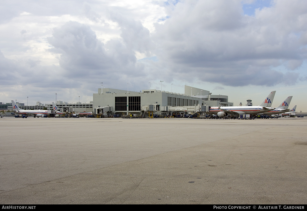 Airport photo of Miami - International (KMIA / MIA) in Florida, United States | AirHistory.net #64929