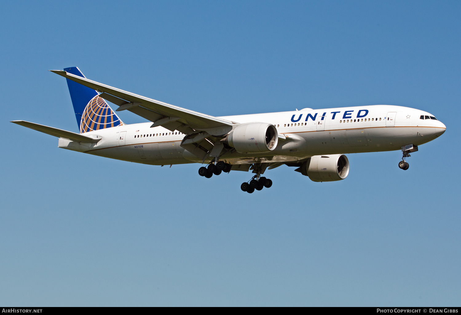 Aircraft Photo of N37018 | Boeing 777-224/ER | United Airlines | AirHistory.net #64938