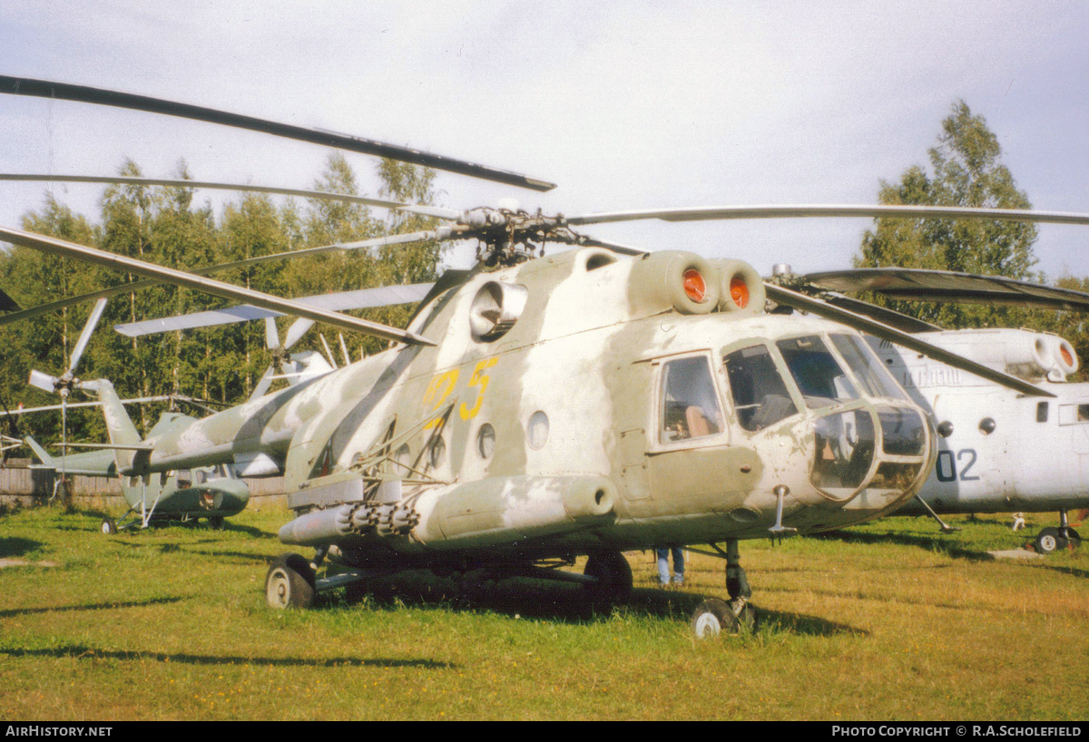 Aircraft Photo of 25 yellow | Mil Mi-8T | Soviet Union - Air Force | AirHistory.net #64974