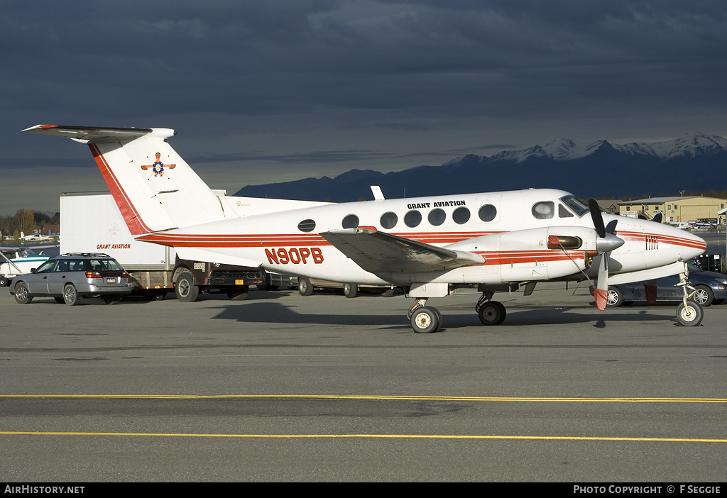 Aircraft Photo of N90PB | Beech 200 Super King Air | Grant Aviation | AirHistory.net #64992