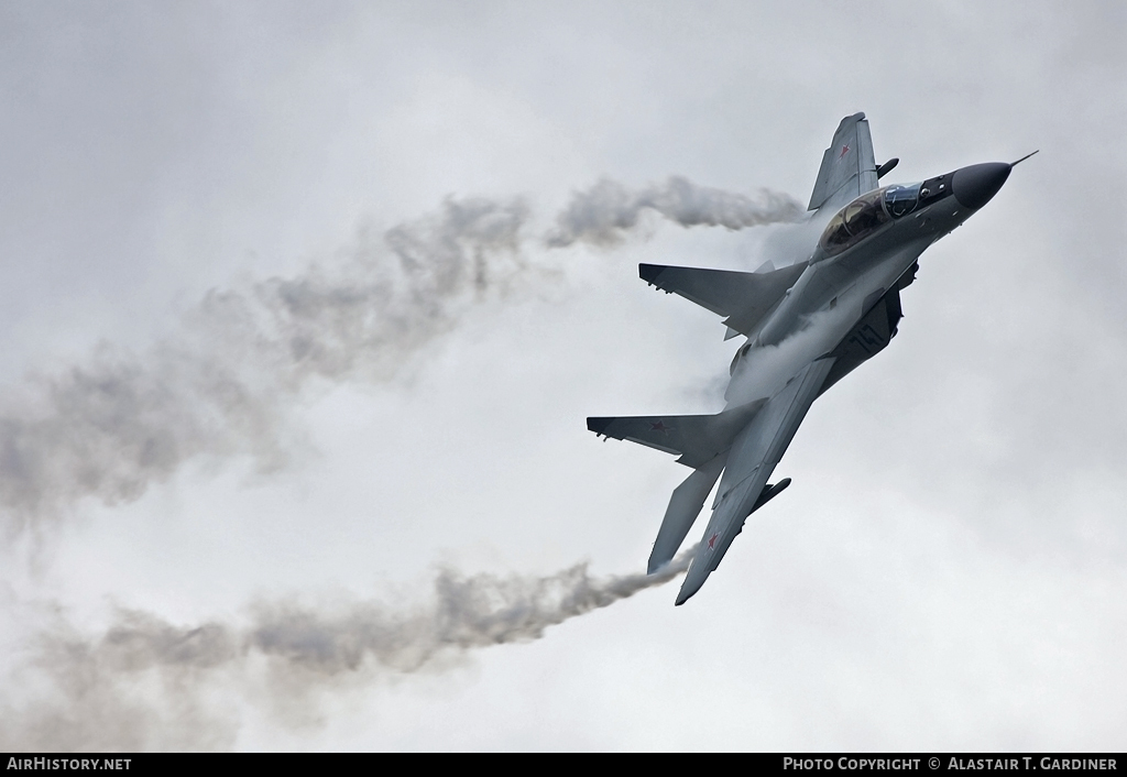 Aircraft Photo of 747 blue | Mikoyan-Gurevich MiG-29M-2 | Russia - Air Force | AirHistory.net #65017