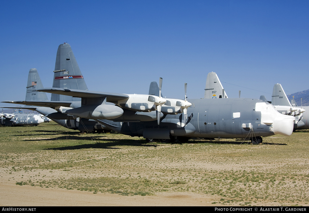 Aircraft Photo of 64-0555 / 40555 | Lockheed MC-130E Hercules (L-382) | USA - Air Force | AirHistory.net #65019