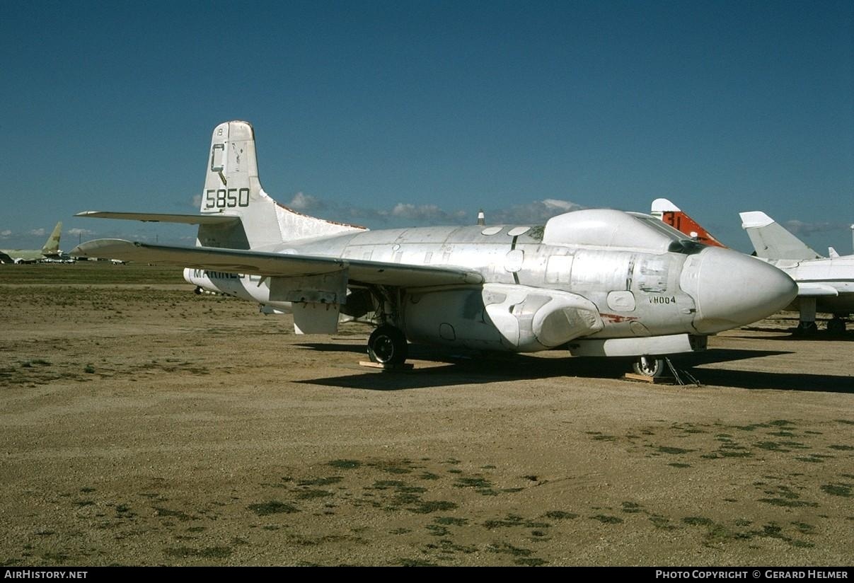 Aircraft Photo of 125850 | Douglas F-10B Skyknight (F3D-2) | USA - Marines | AirHistory.net #65074
