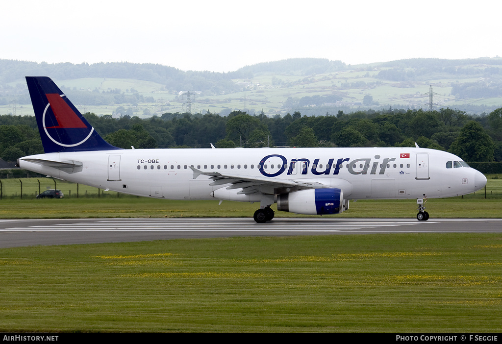 Aircraft Photo of TC-OBE | Airbus A320-231 | Onur Air | AirHistory.net #65096