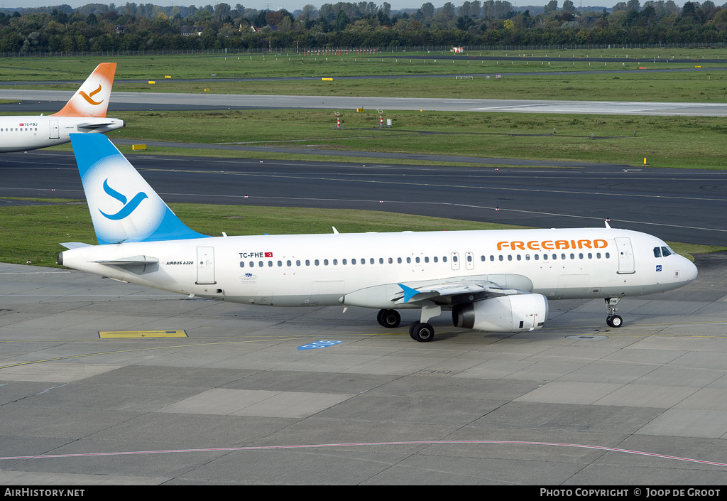 Aircraft Photo of TC-FHE | Airbus A320-232 | Freebird Airlines | AirHistory.net #65097