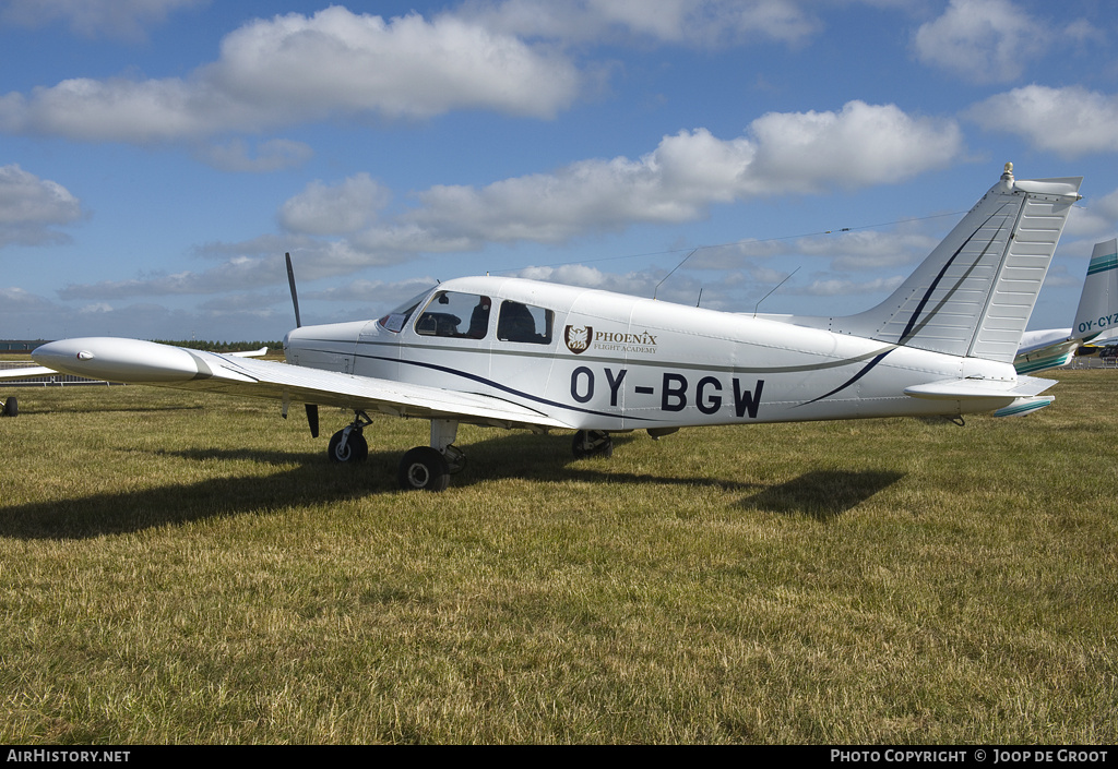 Aircraft Photo of OY-BGW | Piper PA-28-140 Cherokee Cruiser | Phoenix Flight Academy | AirHistory.net #65141