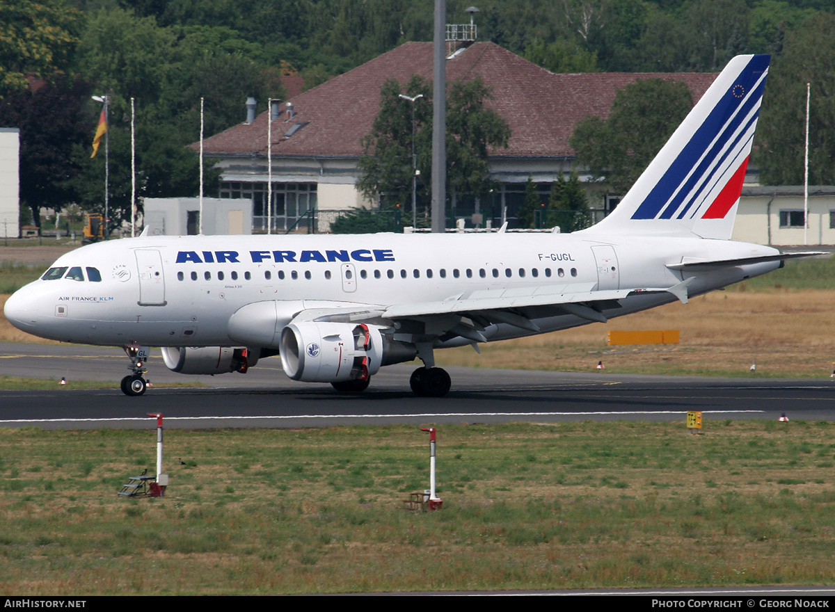 Aircraft Photo of F-GUGL | Airbus A318-111 | Air France | AirHistory.net #65273
