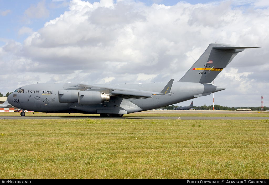 Aircraft Photo of 00-0172 / 00172 | Boeing C-17A Globemaster III | USA - Air Force | AirHistory.net #65361