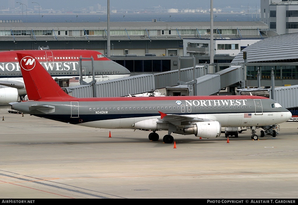 Aircraft Photo of N340NW | Airbus A320-212 | Northwest Airlines | AirHistory.net #65381