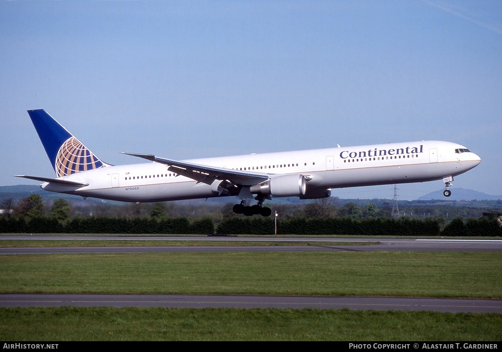 Aircraft Photo of N78060 | Boeing 767-424/ER | Continental Airlines | AirHistory.net #65386