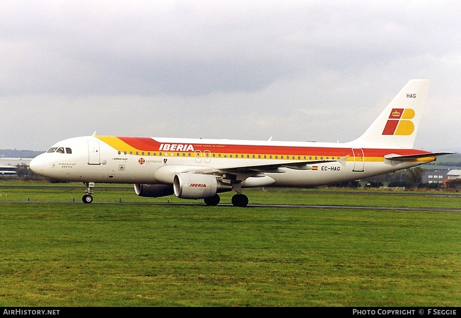 Aircraft Photo of EC-HAG | Airbus A320-214 | Iberia | AirHistory.net #65501