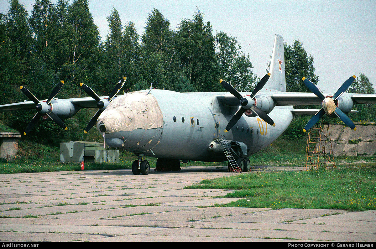 Aircraft Photo of 07 yellow | Antonov An-12BP | Belarus - Air Force | AirHistory.net #65579