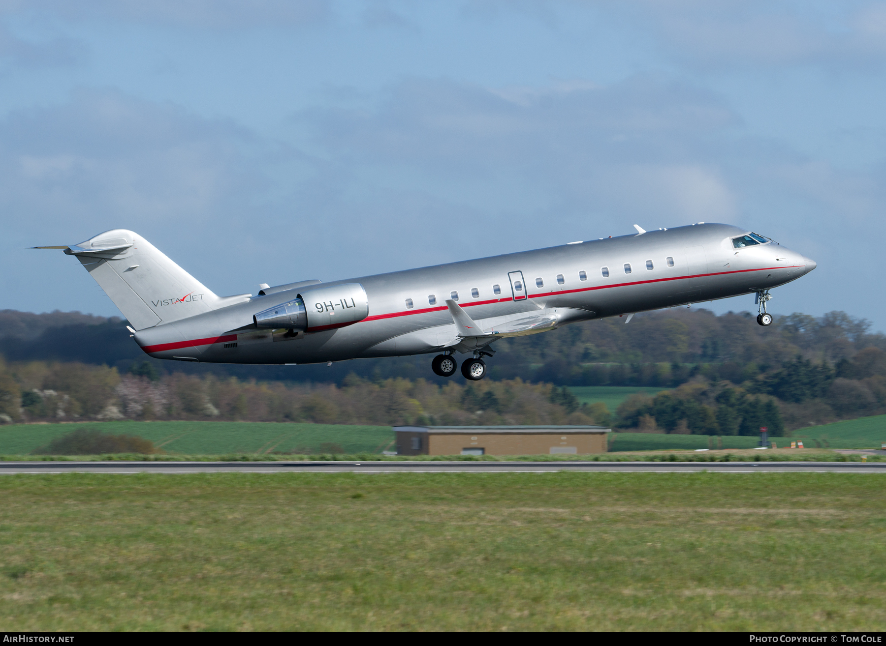 Aircraft Photo of 9H-ILI | Bombardier Challenger 850 (CRJ-200SE/CL-600-2B19) | VistaJet | AirHistory.net #65661