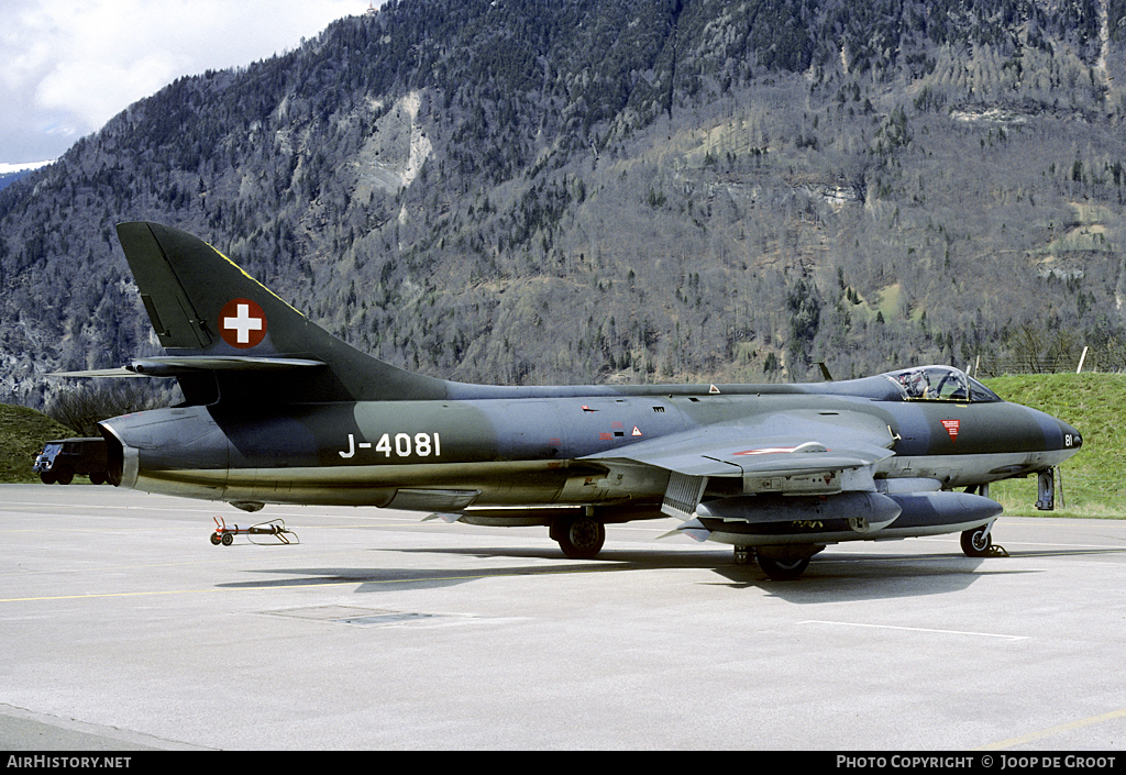 Aircraft Photo of J-4081 | Hawker Hunter F58 | Switzerland - Air Force | AirHistory.net #65706