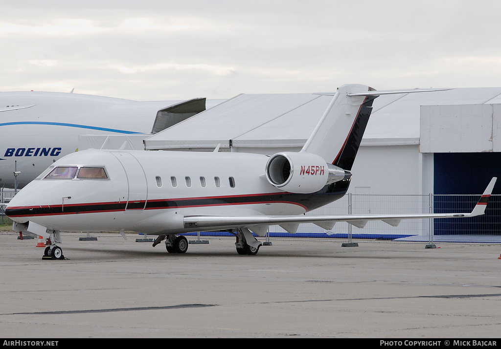 Aircraft Photo of N45PH | Canadair Challenger 601 (CL-600-2A12) | AirHistory.net #65835
