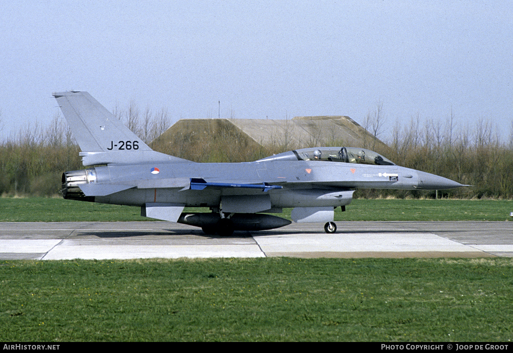 Aircraft Photo of J-266 | General Dynamics F-16B Fighting Falcon | Netherlands - Air Force | AirHistory.net #65928