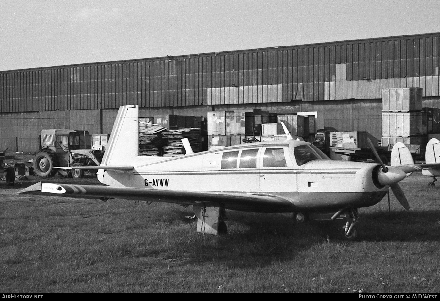 Aircraft Photo of G-AVWW | Mooney M-20F Executive 21 | AirHistory.net #65972