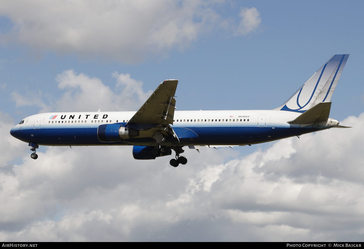 Aircraft Photo of N646UA | Boeing 767-322/ER | United Airlines | AirHistory.net #66043