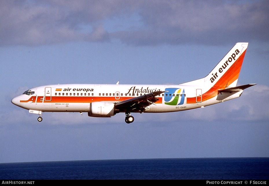 Aircraft Photo of EC-GHD | Boeing 737-3M8 | Air Europa | AirHistory.net #66067