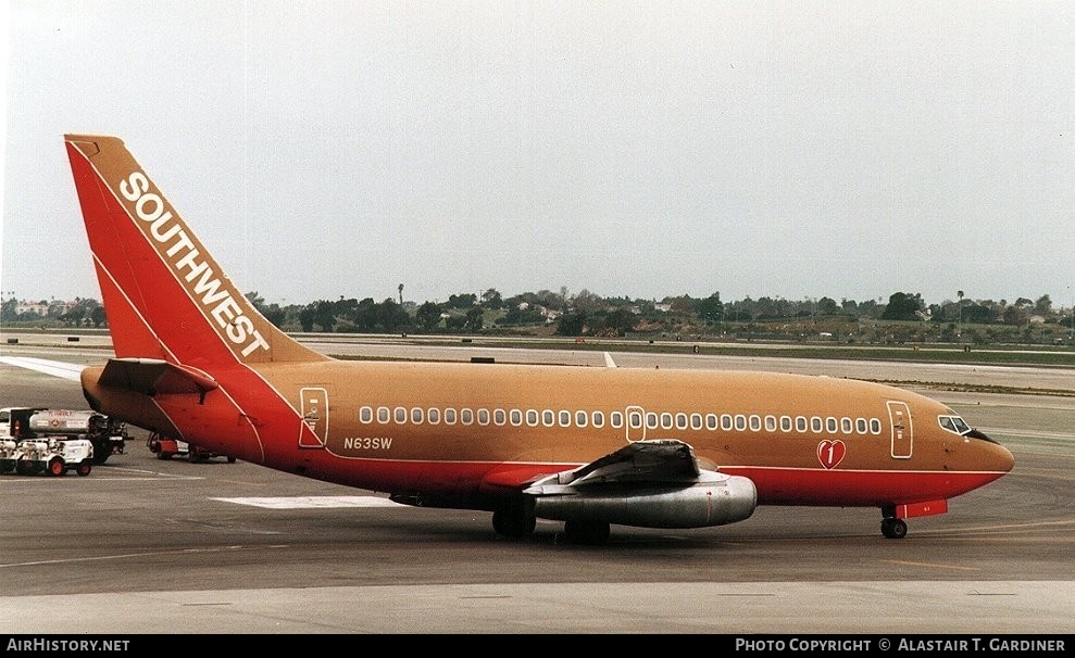 Aircraft Photo of N63SW | Boeing 737-2H4/Adv | Southwest Airlines | AirHistory.net #66095