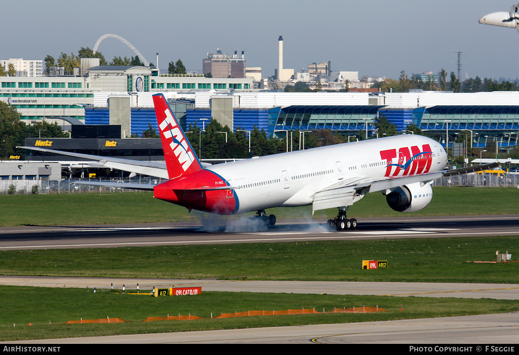 Aircraft Photo of PT-MUC | Boeing 777-32W/ER | TAM Linhas Aéreas | AirHistory.net #66107