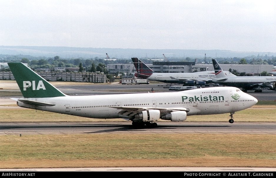Aircraft Photo of AP-BAK | Boeing 747-240BM | Pakistan International Airlines - PIA | AirHistory.net #66140