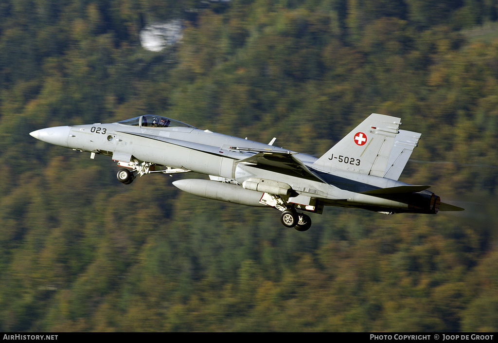 Aircraft Photo of J-5023 | McDonnell Douglas F/A-18C Hornet | Switzerland - Air Force | AirHistory.net #66163
