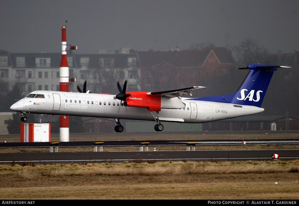 Aircraft Photo of LN-RDG | Bombardier DHC-8-402 Dash 8 | Scandinavian Commuter - SAS | AirHistory.net #66221