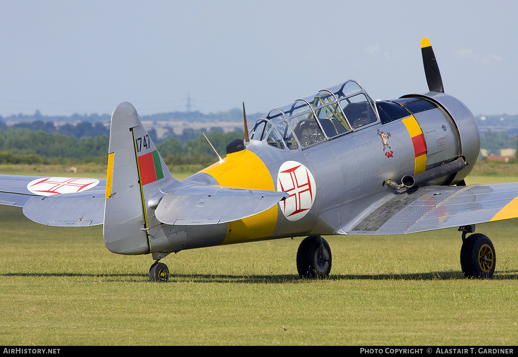 Aircraft Photo of G-BGPB / 1747 | North American T-6J Harvard Mk IV | Portugal - Air Force | AirHistory.net #66260
