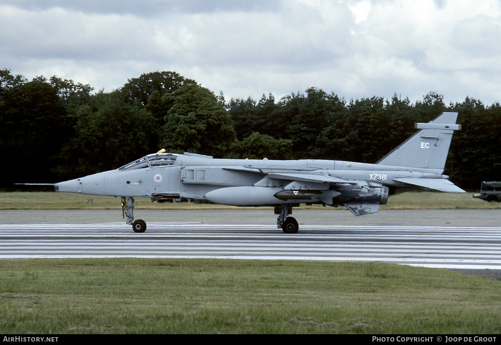 Aircraft Photo of XZ381 | Sepecat Jaguar GR1A | UK - Air Force | AirHistory.net #66307