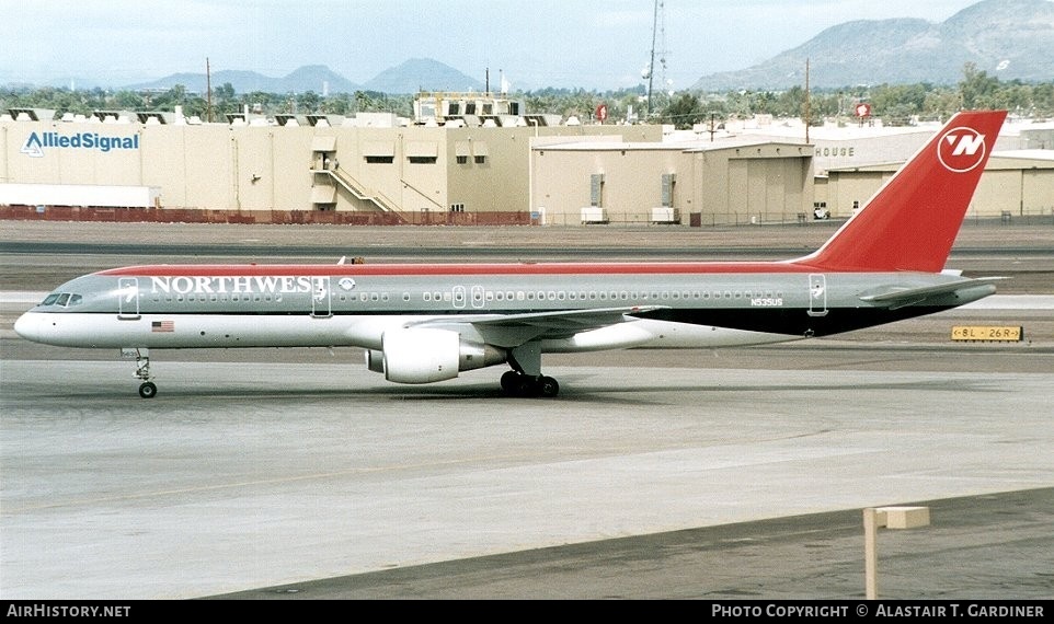 Aircraft Photo of N535US | Boeing 757-251 | Northwest Airlines | AirHistory.net #66527