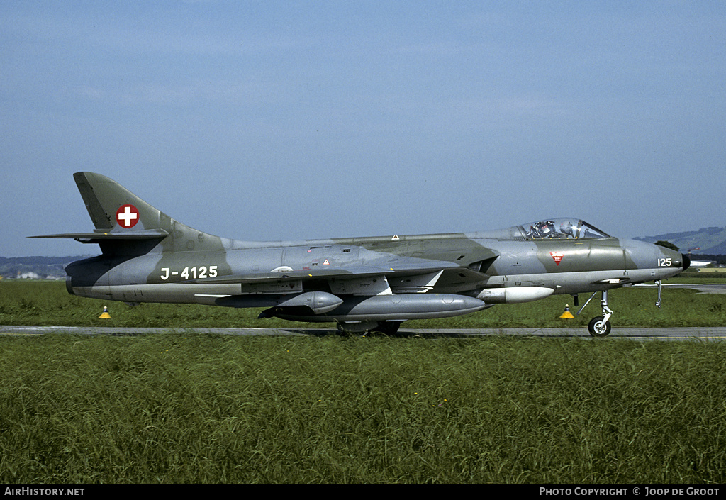 Aircraft Photo of J-4125 | Hawker Hunter F58A | Switzerland - Air Force | AirHistory.net #66542