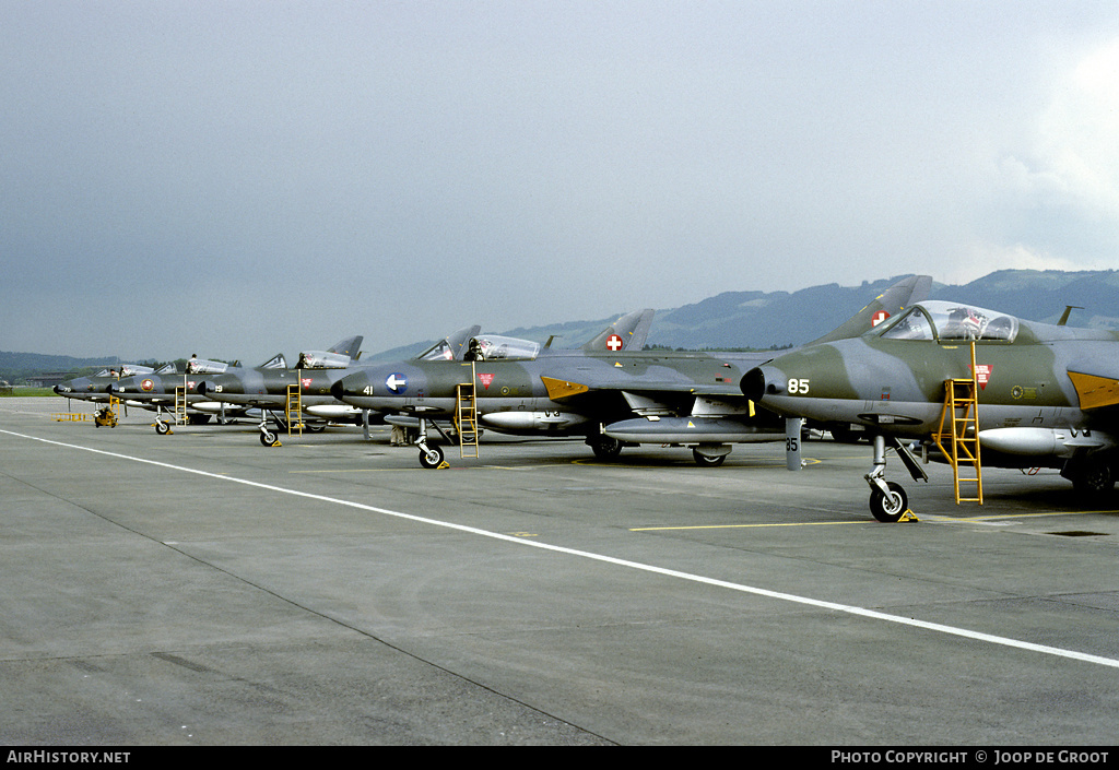 Aircraft Photo of J-4085 | Hawker Hunter F58 | Switzerland - Air Force | AirHistory.net #66662