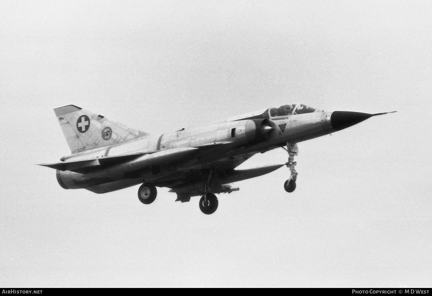 Aircraft Photo of J-2304 | Dassault Mirage IIIS | Switzerland - Air Force | AirHistory.net #66740