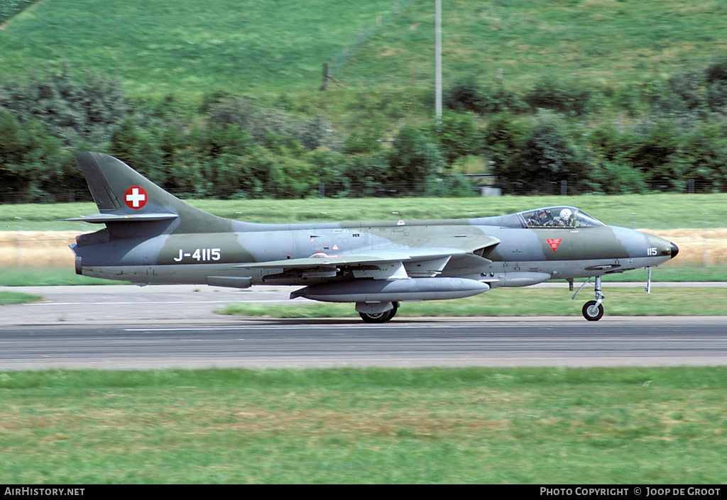 Aircraft Photo of J-4115 | Hawker Hunter F58A | Switzerland - Air Force | AirHistory.net #66797