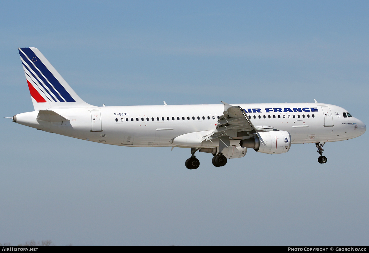 Aircraft Photo of F-GKXL | Airbus A320-214 | Air France | AirHistory.net #66841