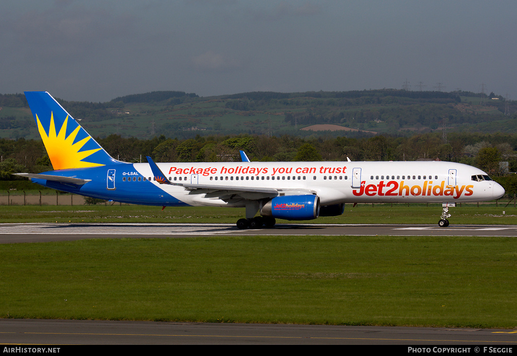 Aircraft Photo of G-LSAL | Boeing 757-204 | Jet2 Holidays | AirHistory.net #66938