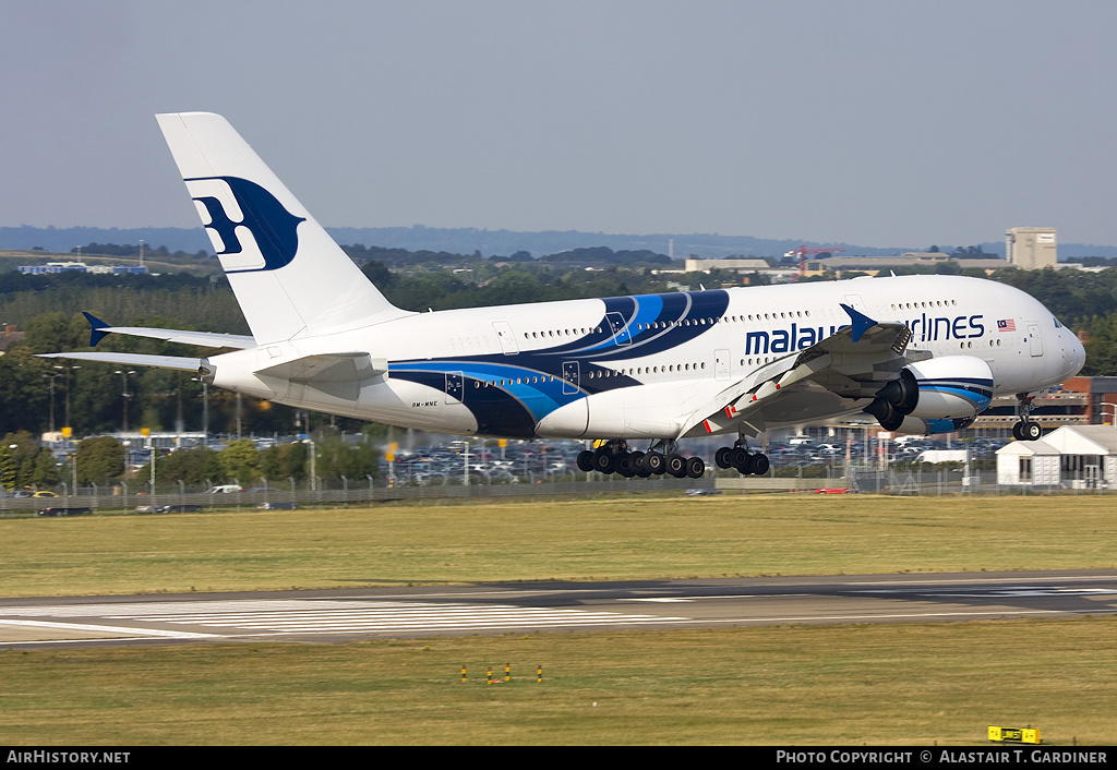 Aircraft Photo of 9M-MNE | Airbus A380-841 | Malaysia Airlines | AirHistory.net #66941