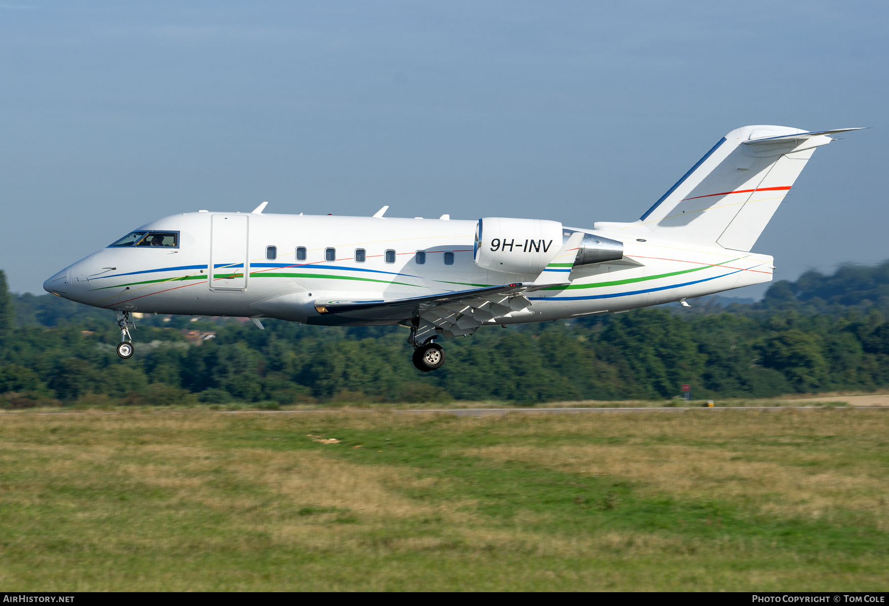 Aircraft Photo of 9H-INV | Bombardier Challenger 604 (CL-600-2B16) | AirHistory.net #66991