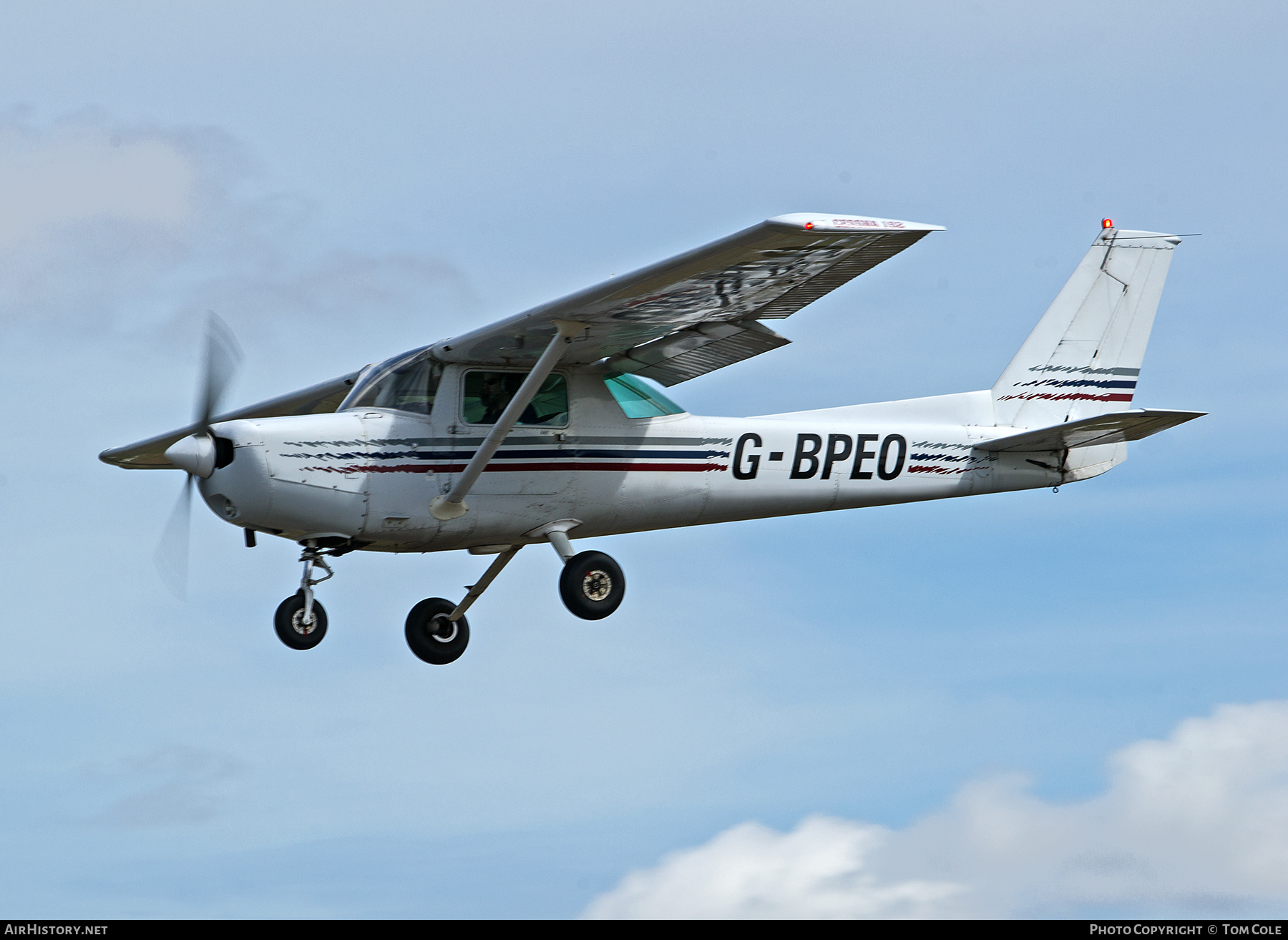 Aircraft Photo of G-BPEO | Cessna 152 | AirHistory.net #67048