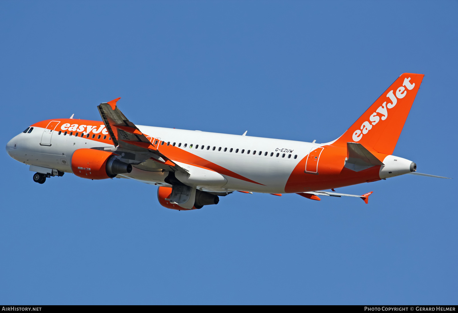 Aircraft Photo of G-EZUW | Airbus A320-214 | EasyJet | AirHistory.net #67084